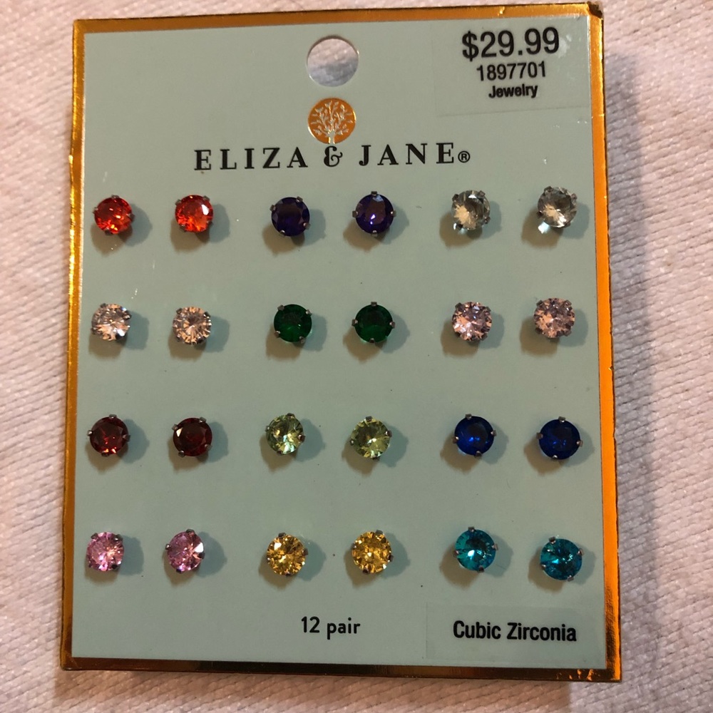 12 pairs Eliza&jane Earrings - Picture 2 of 7